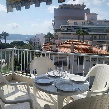 Le Cambridge Juan Apartamento