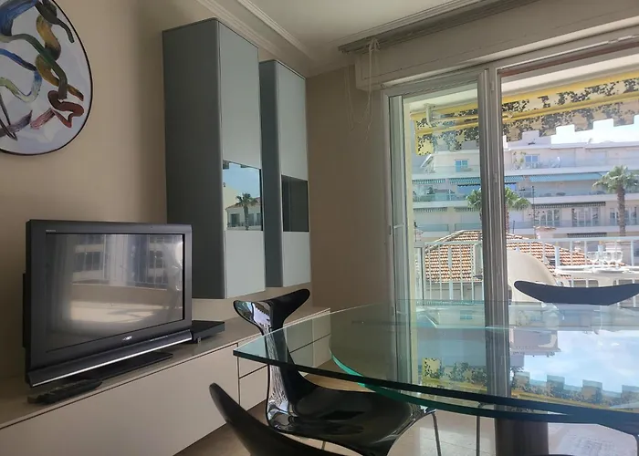 Le Cambridge Juan Appartement Antibes
